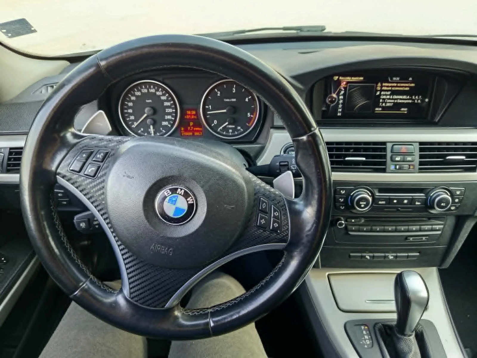 BMW 320 D 4x4 X-drive LCI FACE NAVI, снимка 14 - Автомобили и джипове - 54874687