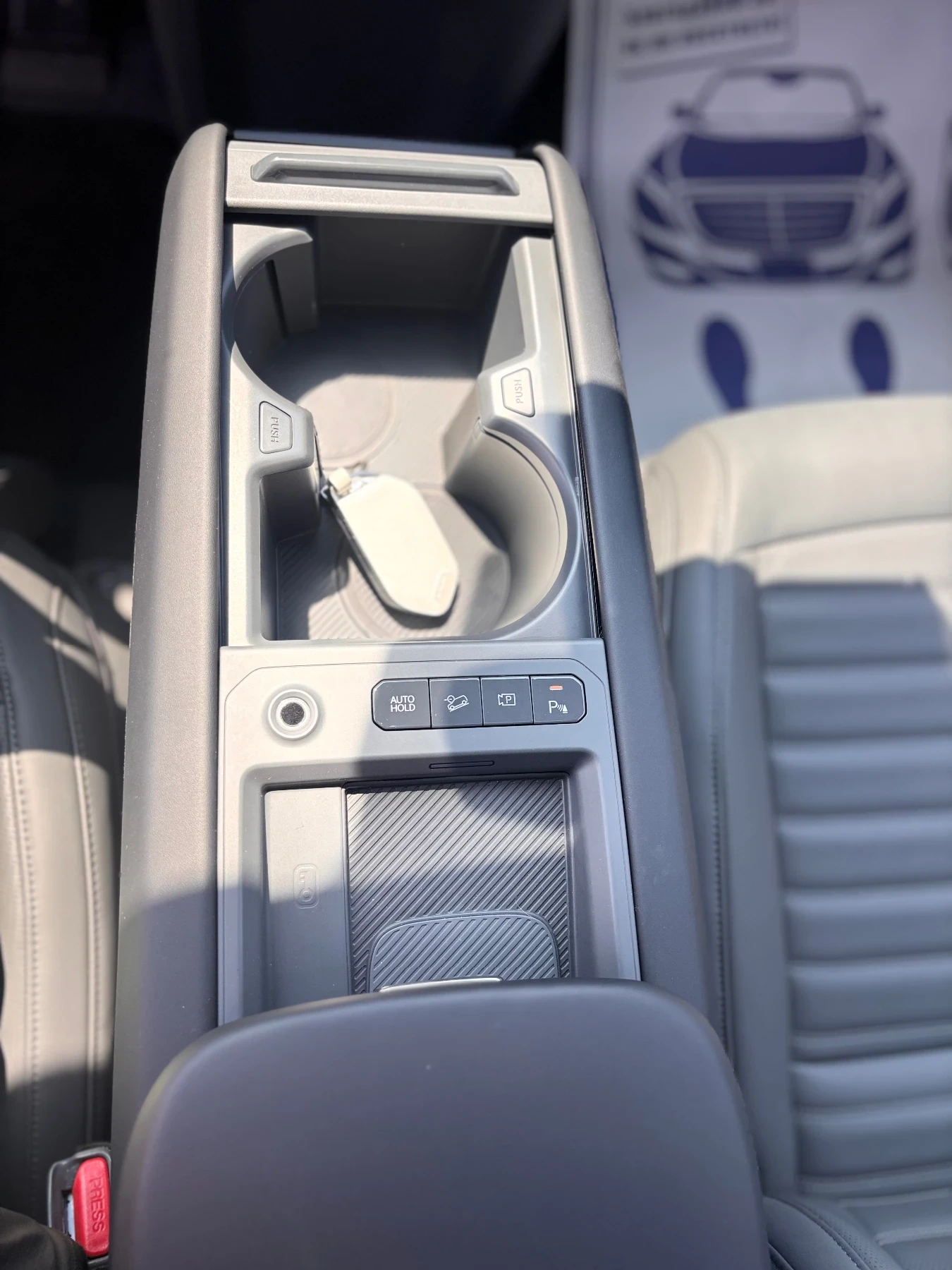 Kia EV9, снимка 7 - Автомобили и джипове - 55073564