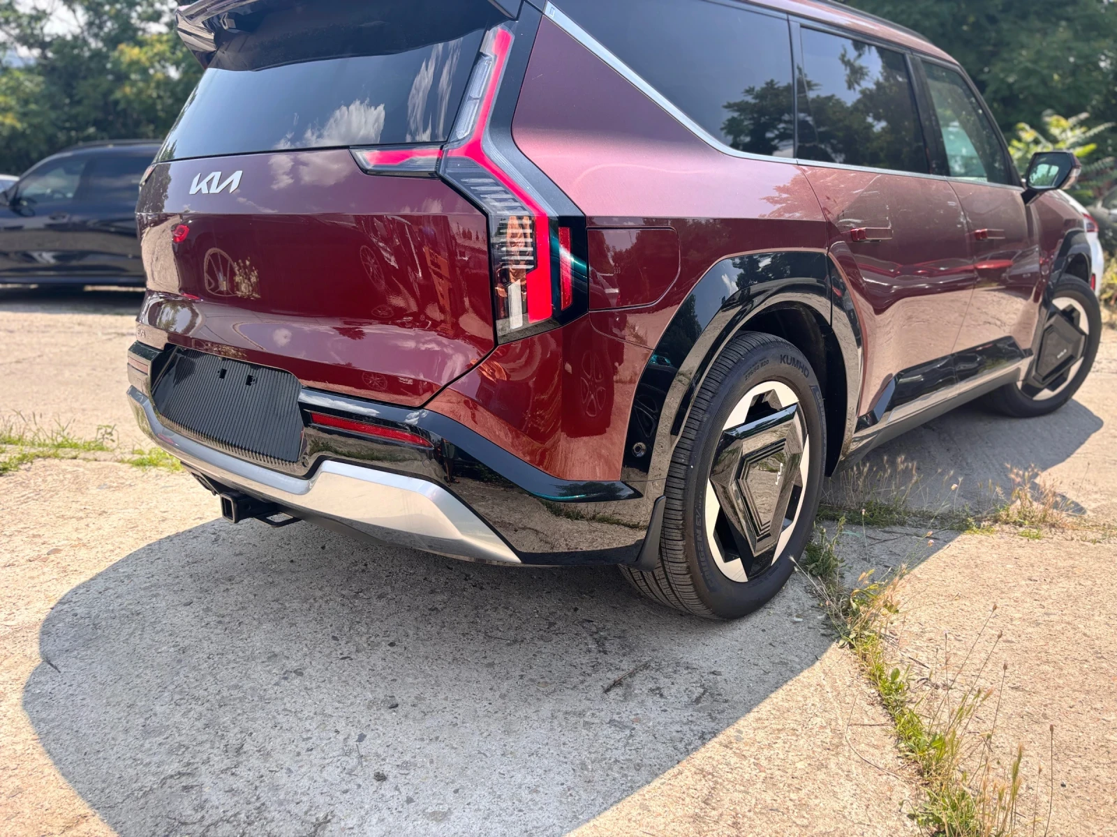 Kia EV9, снимка 2 - Автомобили и джипове - 55073564