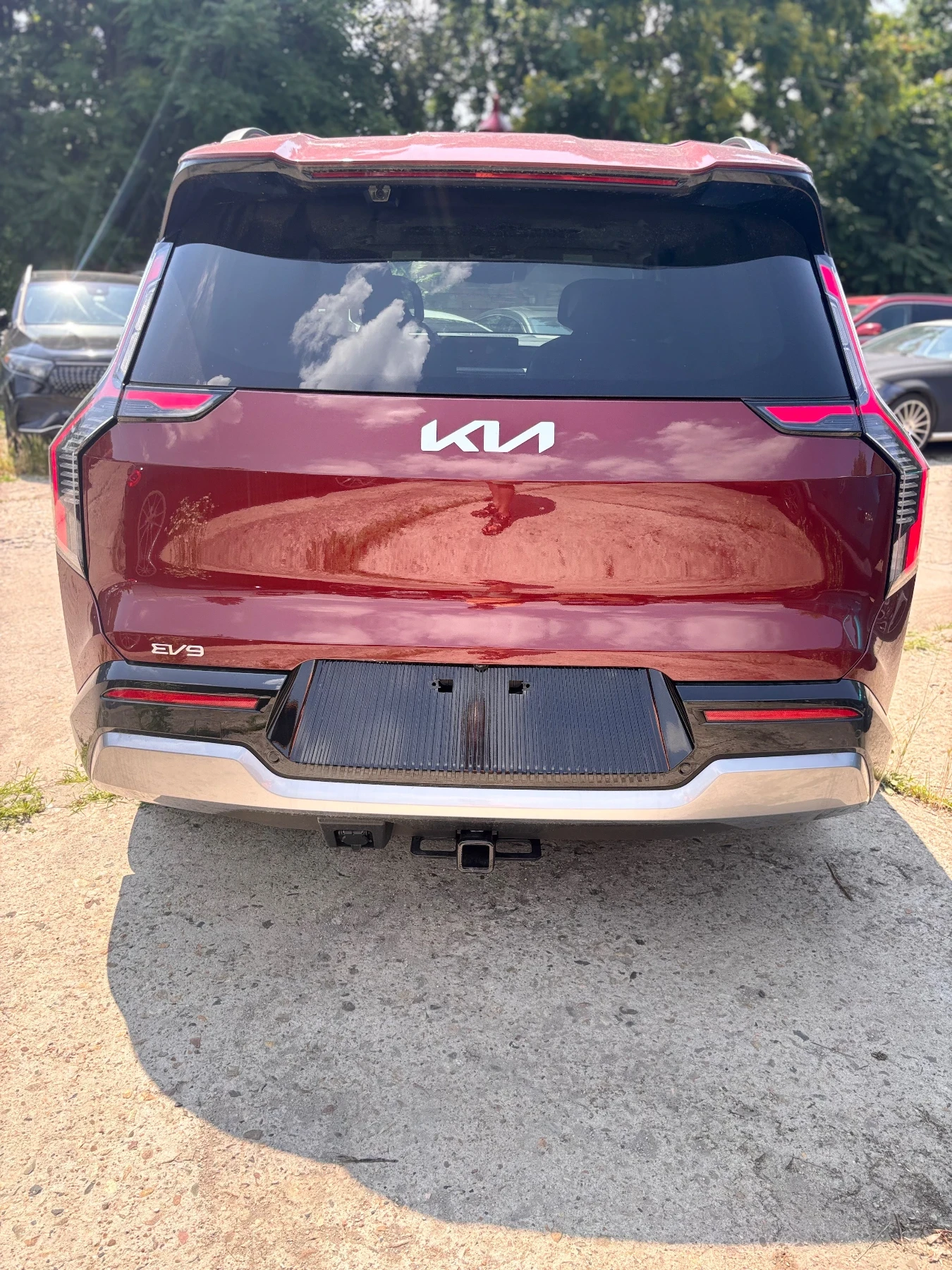 Kia EV9, снимка 3 - Автомобили и джипове - 55073564