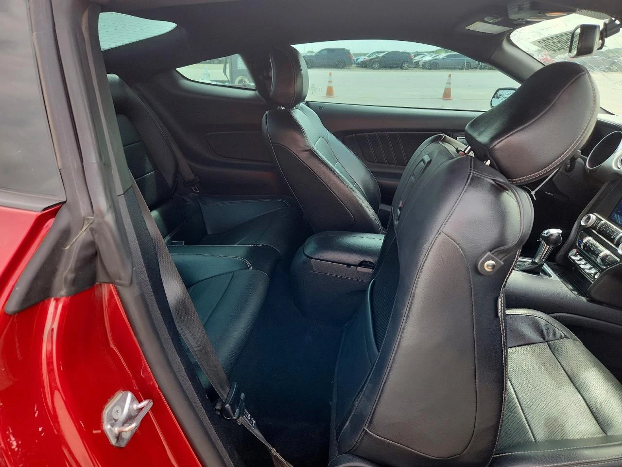 Ford Mustang 2.3l, снимка 10 - Автомобили и джипове - 55243412