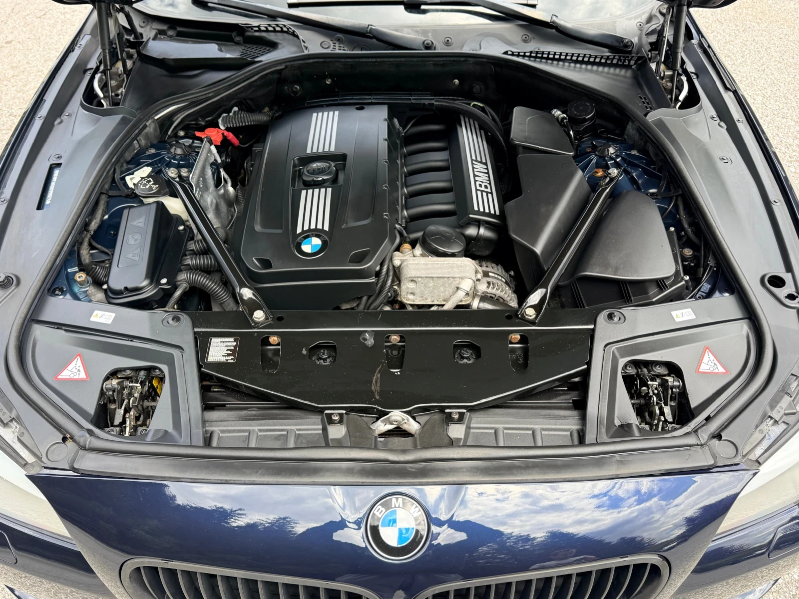 BMW 523 3.0i* 204кс* 6-цилиндров* РЕКАРО* НАВИ* ТЕГЛИЧ* , снимка 17 - Автомобили и джипове - 55426141