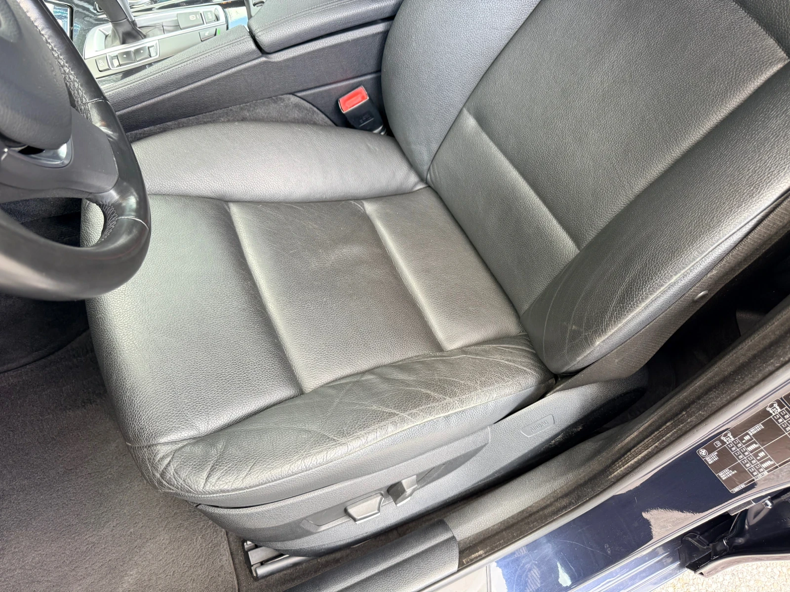 BMW 523 3.0i* 204кс* 6-цилиндров* РЕКАРО* НАВИ* ТЕГЛИЧ* , снимка 14 - Автомобили и джипове - 55426141