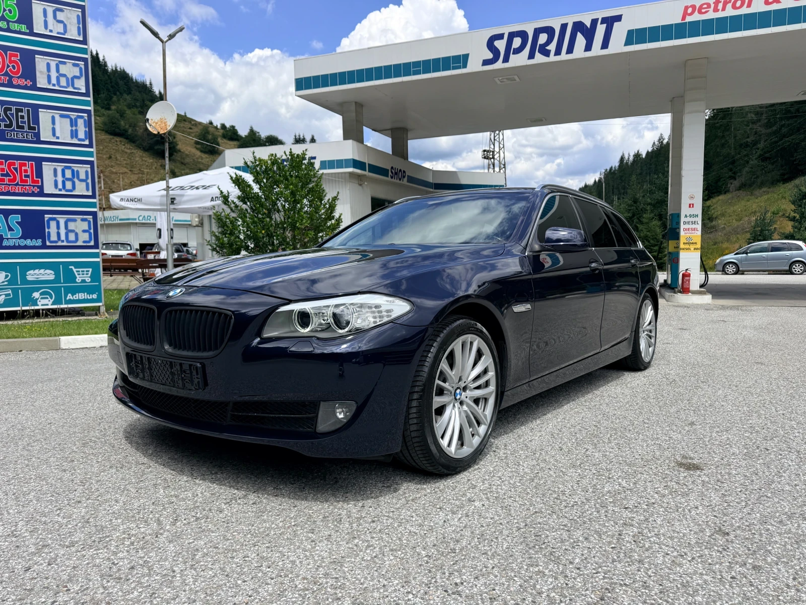 BMW 523 3.0i* 204кс* 6-цилиндров* РЕКАРО* НАВИ* ТЕГЛИЧ* 