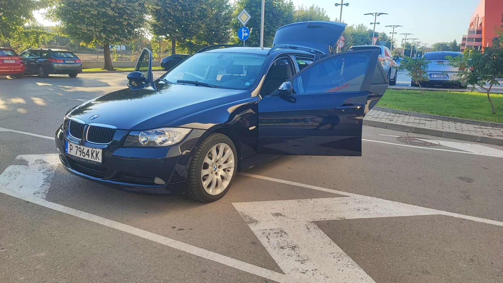BMW 320, снимка 9 - Автомобили и джипове - 55491894