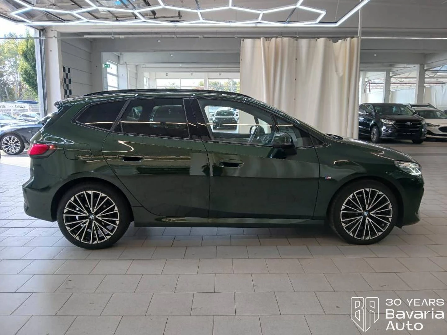 BMW 218 i Active Tourer M Sport Paket, снимка 4 - Автомобили и джипове - 55974114