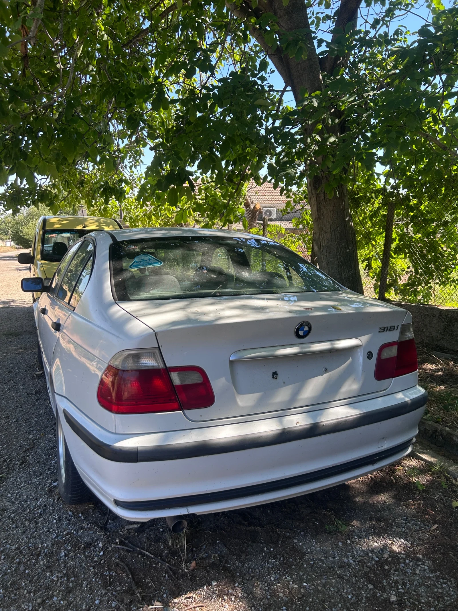 BMW 318, снимка 5 - Автомобили и джипове - 55999736
