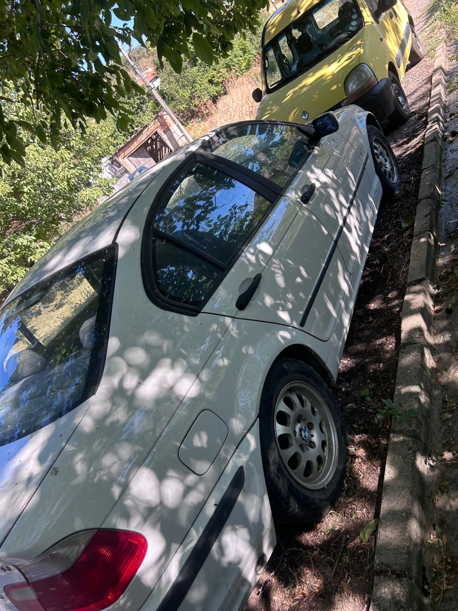 BMW 318, снимка 3 - Автомобили и джипове - 55999736