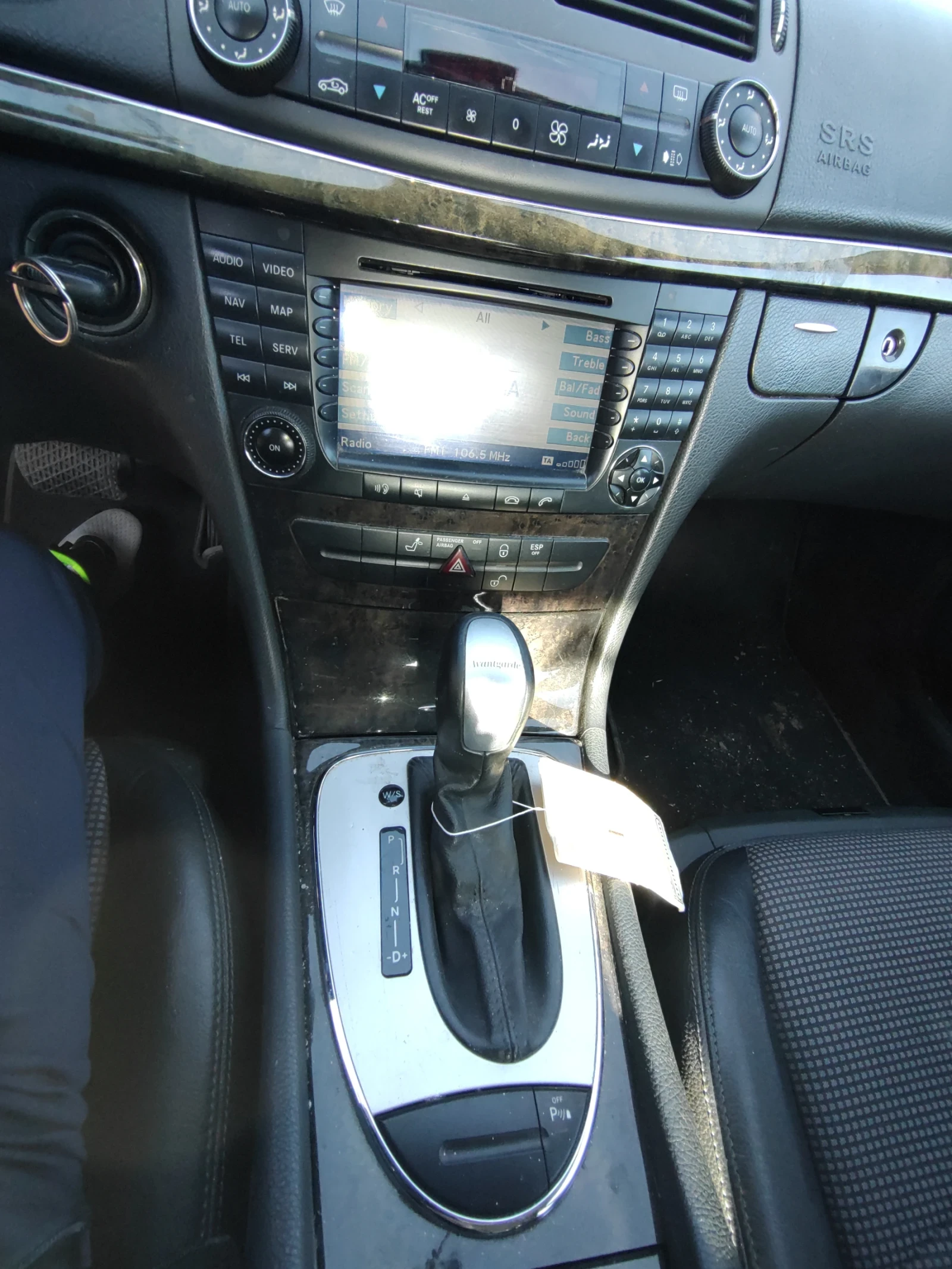 Mercedes-Benz E 220 Е220, снимка 2 - Автомобили и джипове - 56022854
