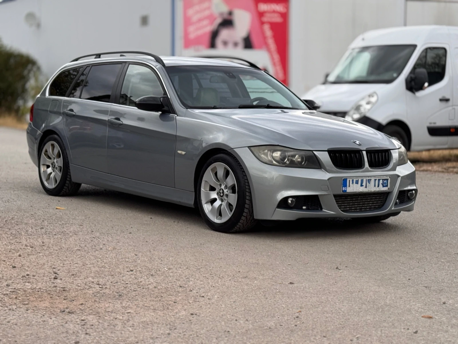 BMW 330, снимка 2 - Автомобили и джипове - 56166387