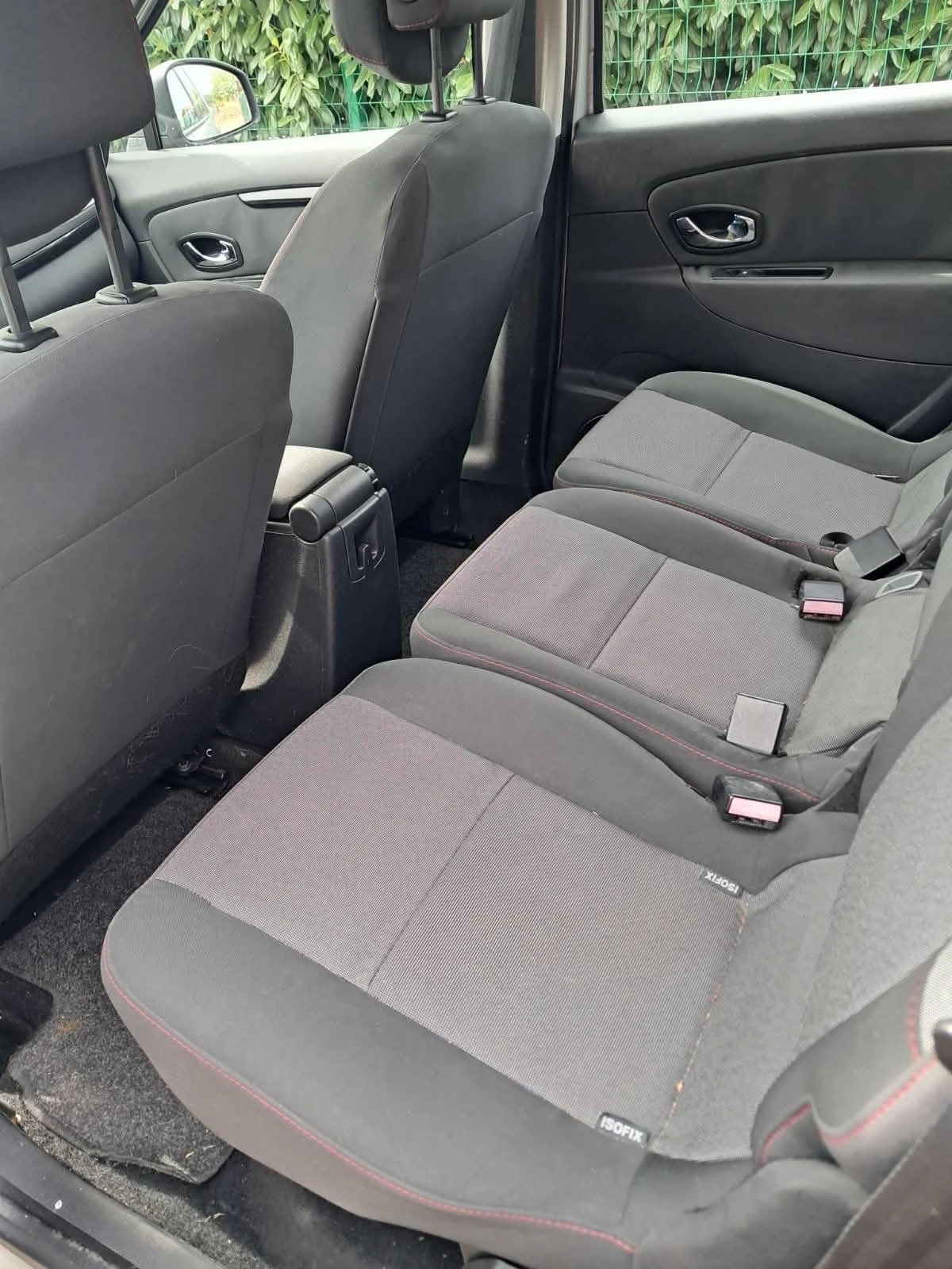Renault Scenic 1.5dCI, снимка 5 - Автомобили и джипове - 56299784