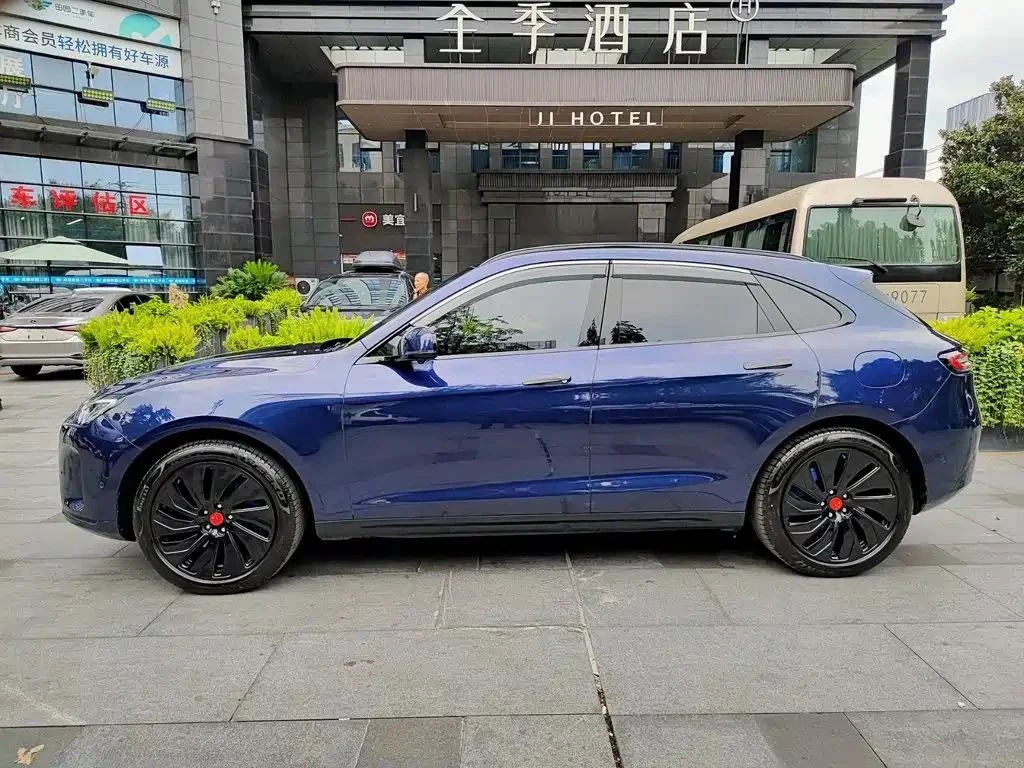 AITO 5, снимка 3 - Автомобили и джипове - 56687112