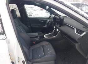 Toyota Rav4 XSE / HYBRID, снимка 8