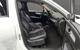 Volvo XC40 T4 2.0 Momentum, снимка 10