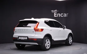 Volvo XC40 T4 2.0 Momentum, снимка 2