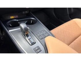 Lexus UX 300h LUXURY AWD, снимка 14
