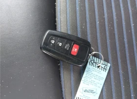 Toyota Rav4 XSE / HYBRID, снимка 10