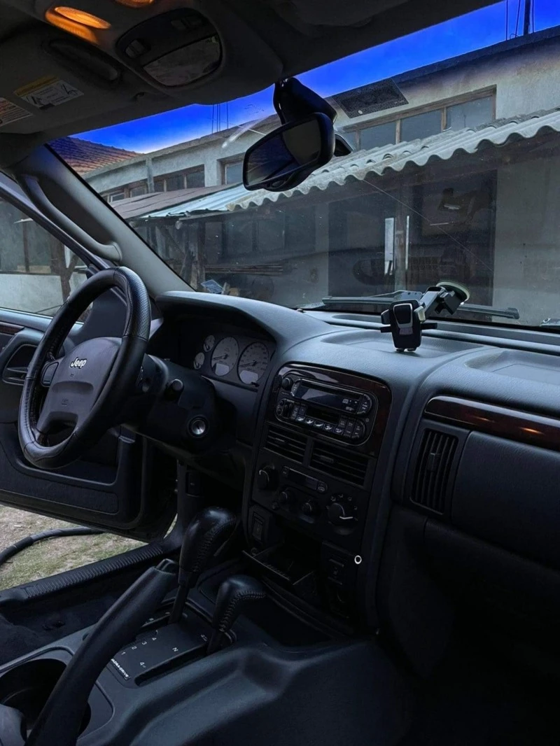 Jeep Grand cherokee 2.7, снимка 8 - Автомобили и джипове - 47151749