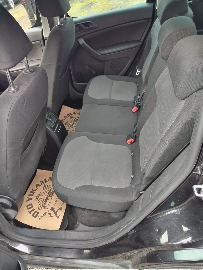 Skoda Yeti 1.8tfsi160k.c., снимка 8 - Автомобили и джипове - 53177972