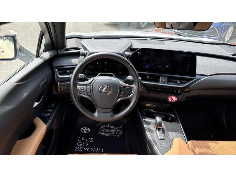Lexus UX 300h LUXURY AWD, снимка 9 - Автомобили и джипове - 55023043