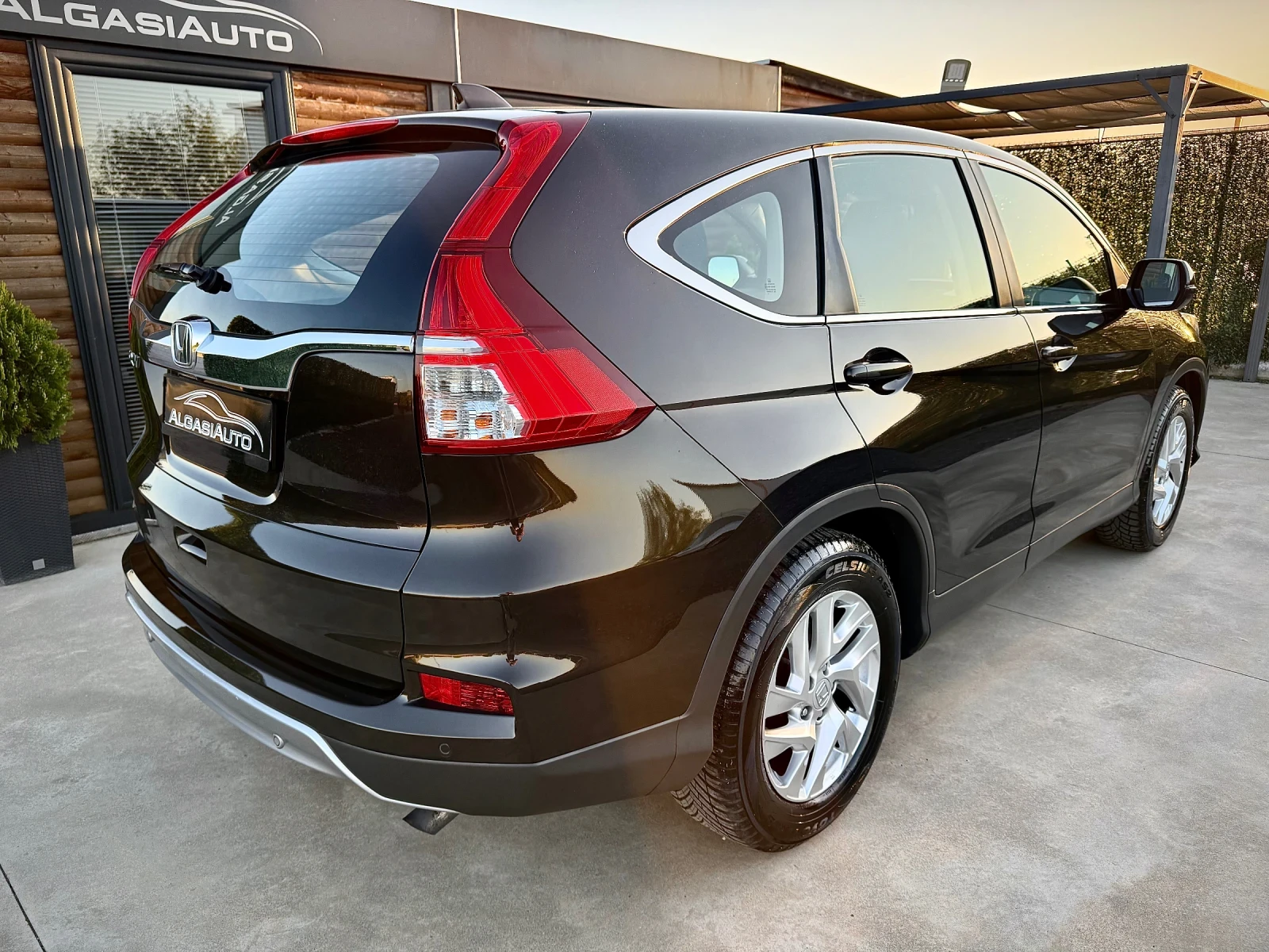 Honda Cr-v 2.0 i-VTEC* Elegance* Facelift* Euro 6 - изображение 4