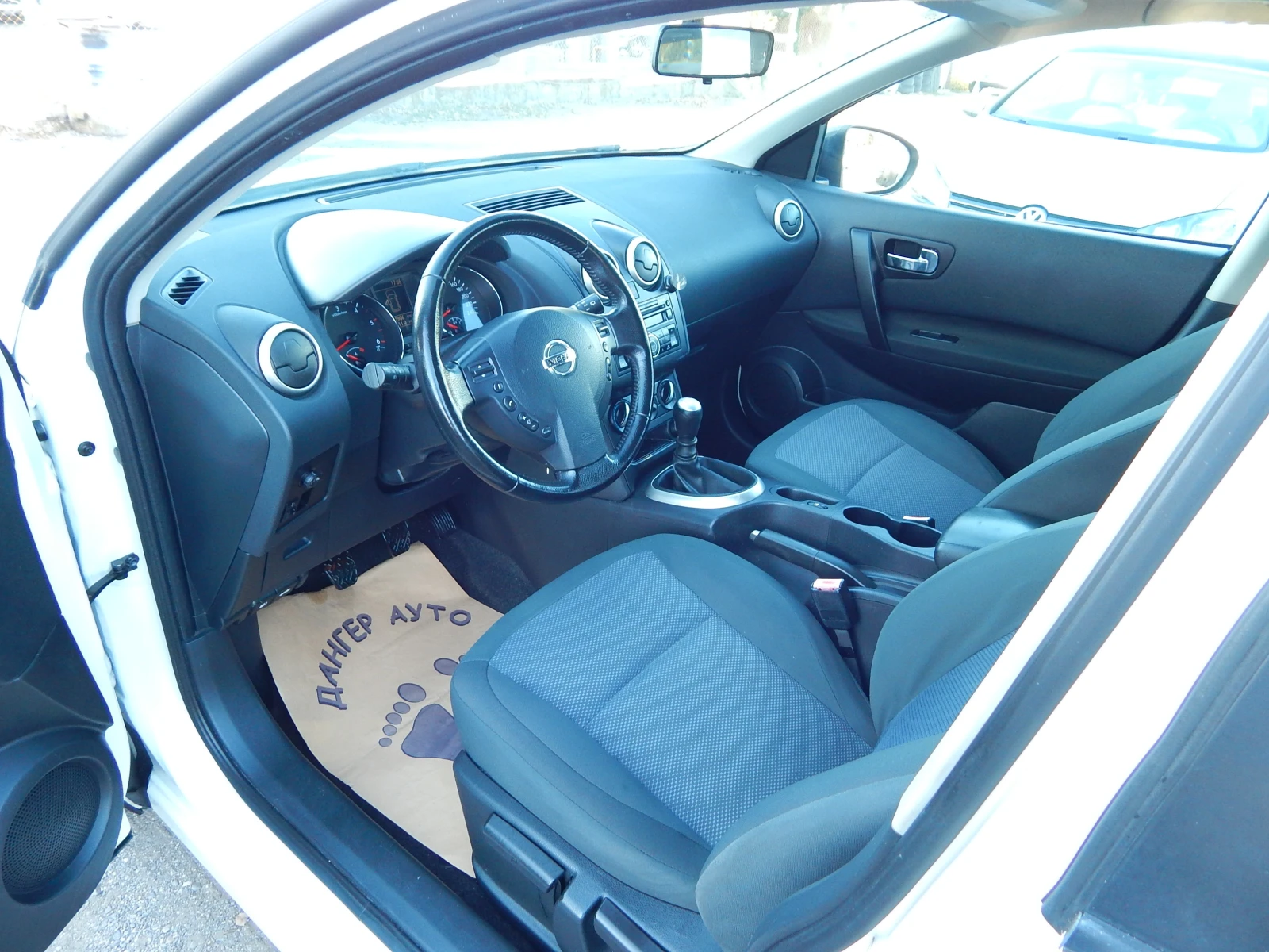 Nissan Qashqai 1.5DCI* EURO5* FACE LIFT*  - изображение 9