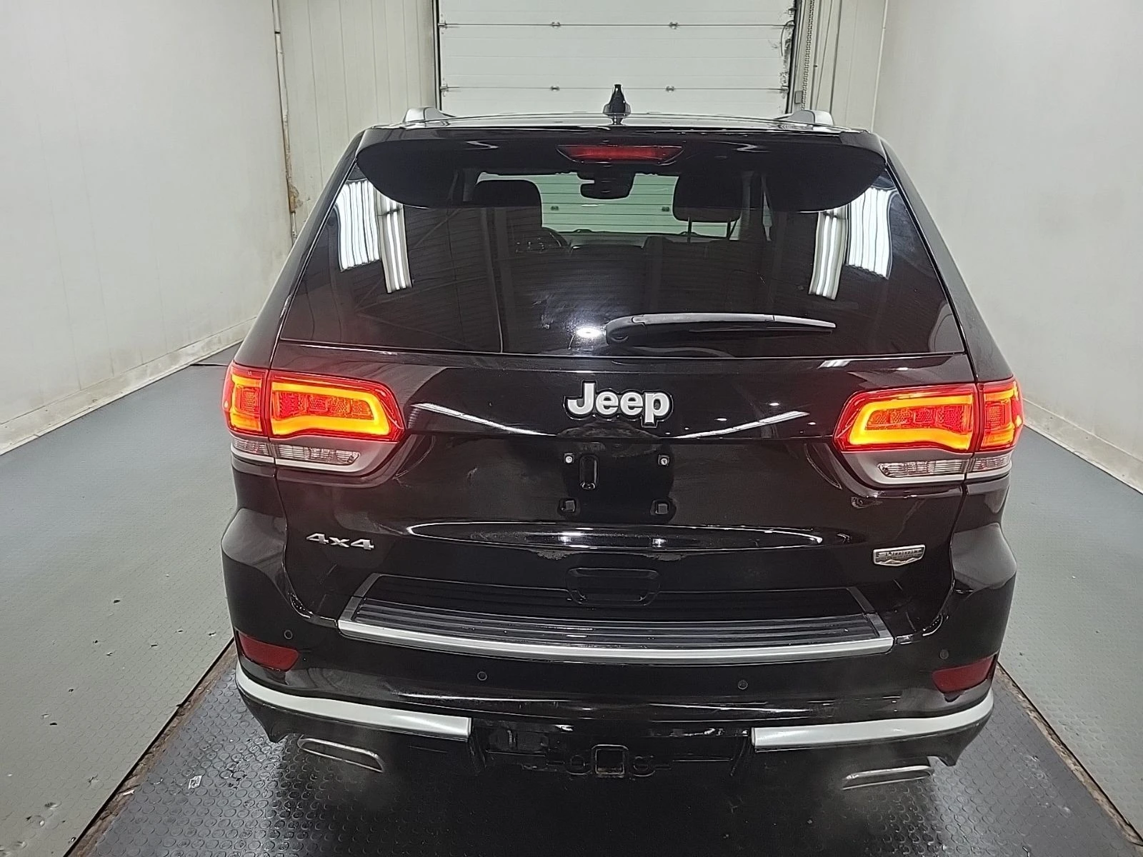 Jeep Grand cherokee SUMMIT CARFAX АВТО КРЕДИТ  - изображение 5