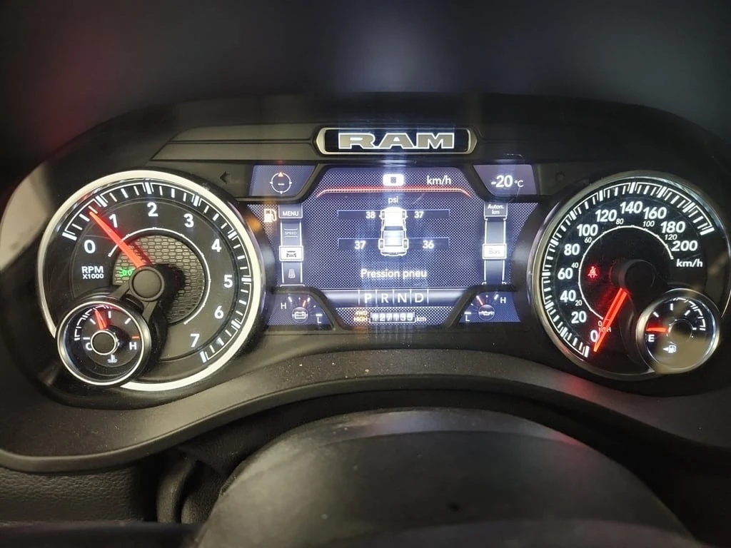 Dodge RAM 1500 * LARAMIE CREW CAB STD BED * CARFAX * ��� �������� | Mobile.bg � ����������� 11