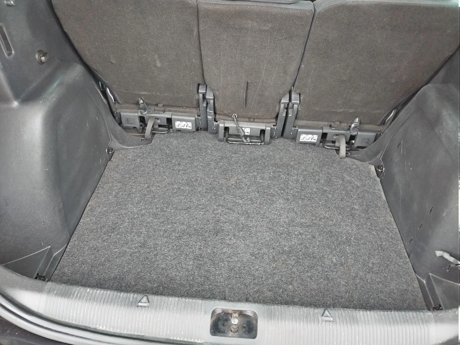 Skoda Yeti 1.8tfsi160k.c. - изображение 10