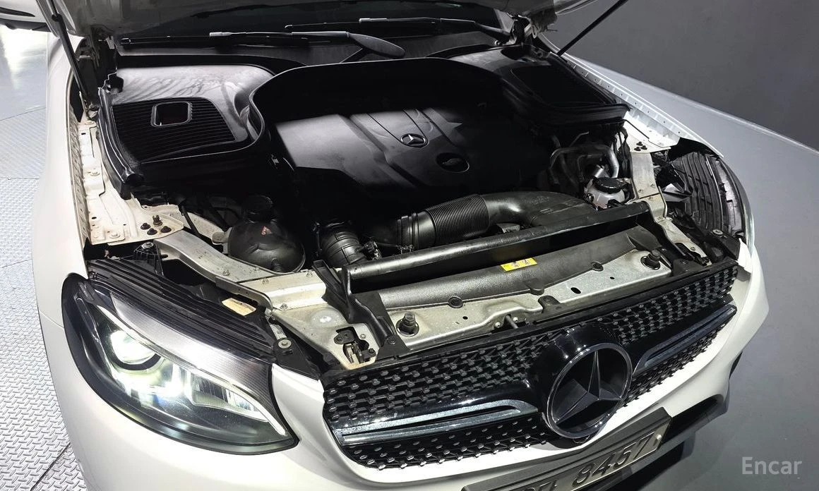 Mercedes-Benz GLC 220  - изображение 6