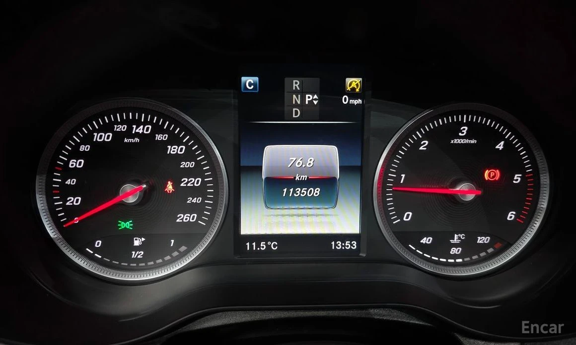 Mercedes-Benz GLC 220  - изображение 8