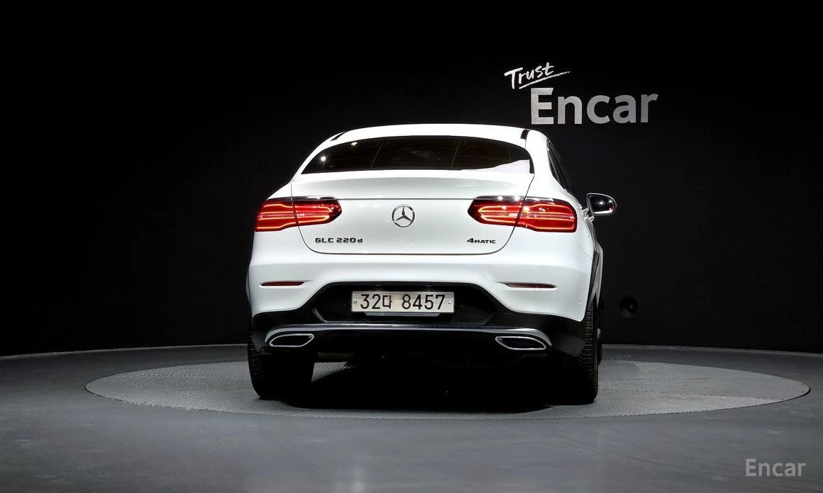 Mercedes-Benz GLC 220  - изображение 4