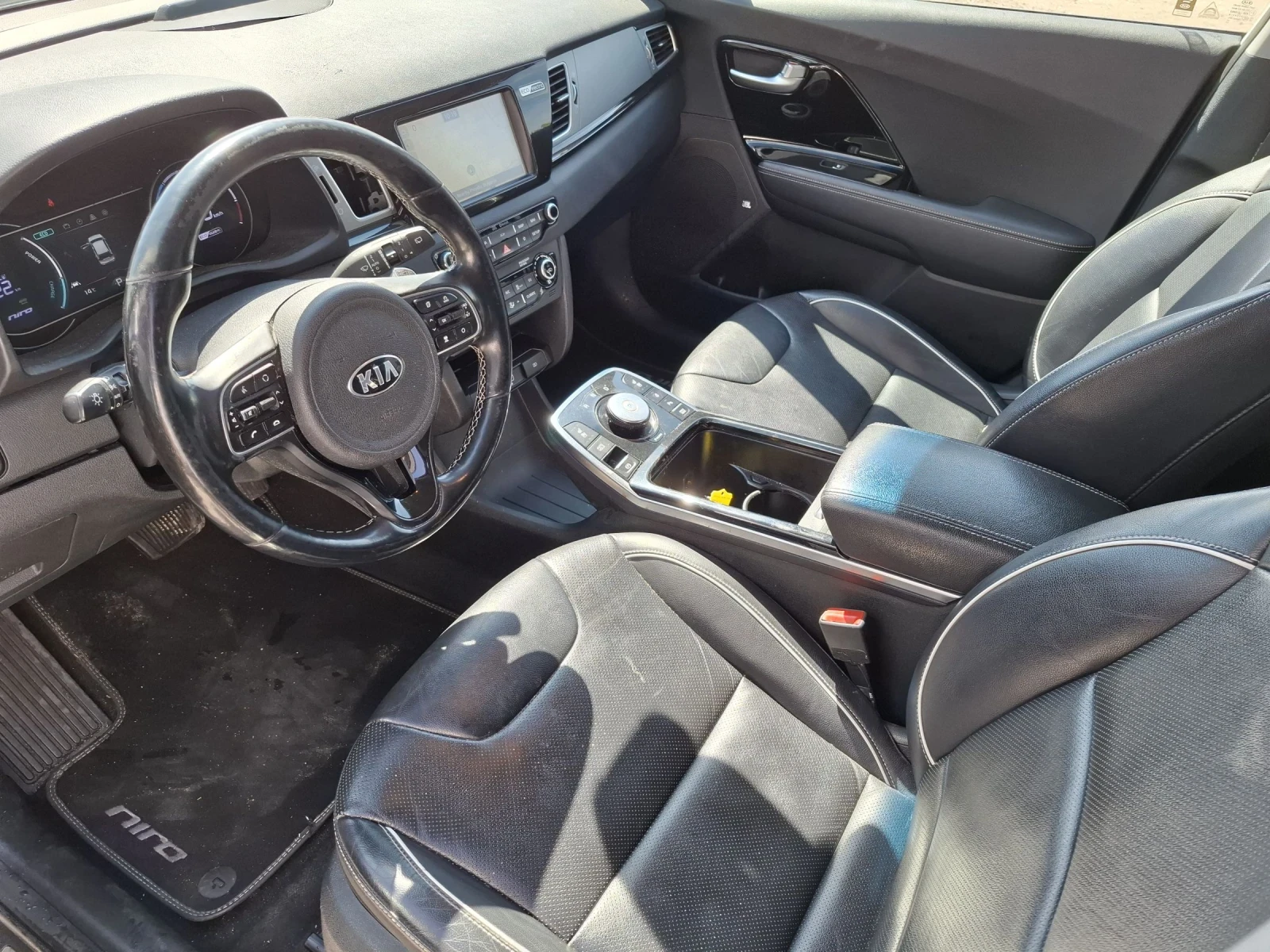 Kia Niro 64kw* * 204k.c* *  | Mobile.bg � ����������� 12