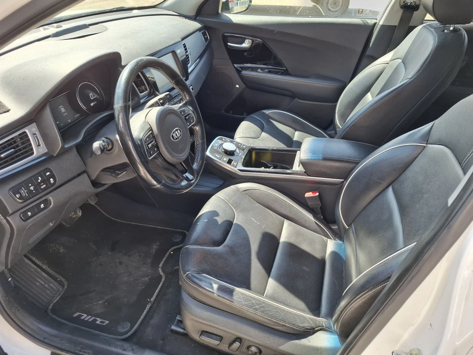 Kia Niro 64kw* * 204k.c* *  | Mobile.bg � ����������� 13