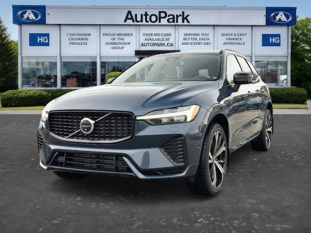 Volvo XC60 Recharge T8 Ultimate Dark Theme eAWD