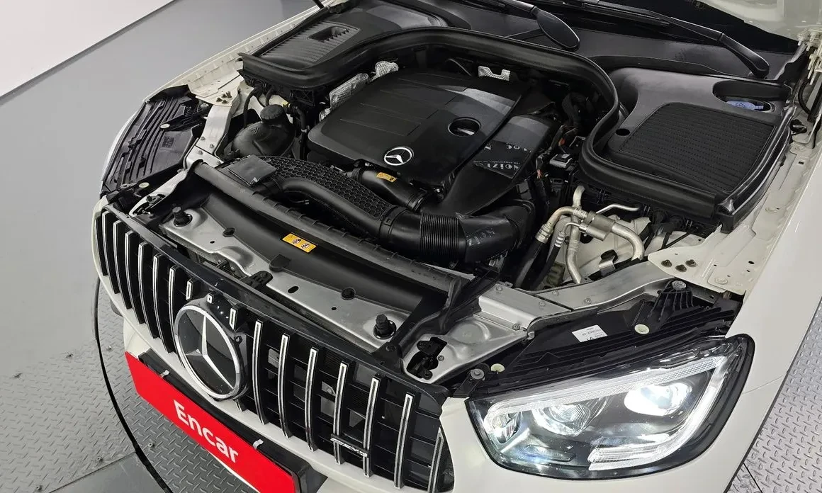 Mercedes-Benz GLC 220 AMG PACK* ФИКСИРАНА ЦЕНА!* , снимка 5 - Автомобили и джипове - 54594846