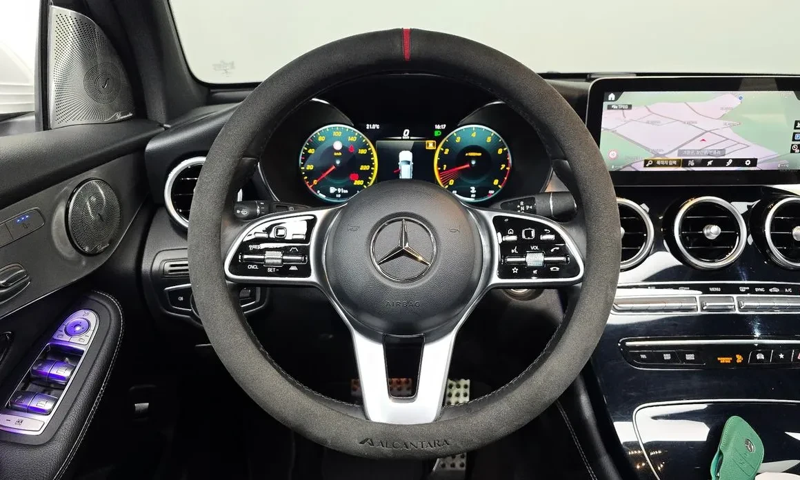 Mercedes-Benz GLC 220 AMG PACK* ФИКСИРАНА ЦЕНА!* , снимка 11 - Автомобили и джипове - 54594846
