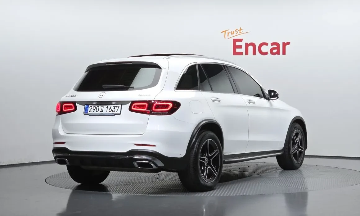Mercedes-Benz GLC 220 AMG PACK* ФИКСИРАНА ЦЕНА!* , снимка 3 - Автомобили и джипове - 54594846