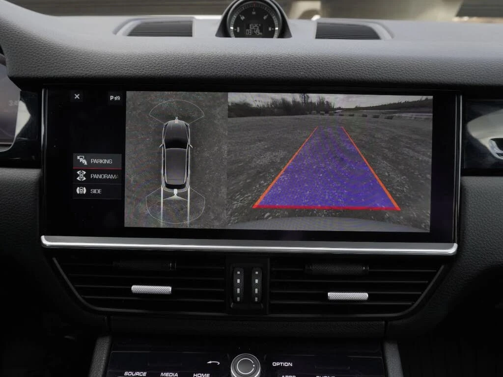 Porsche Cayenne 3.0 V6, Подгрев, Обдухване, 360-cam, снимка 13 - Автомобили и джипове - 54945290