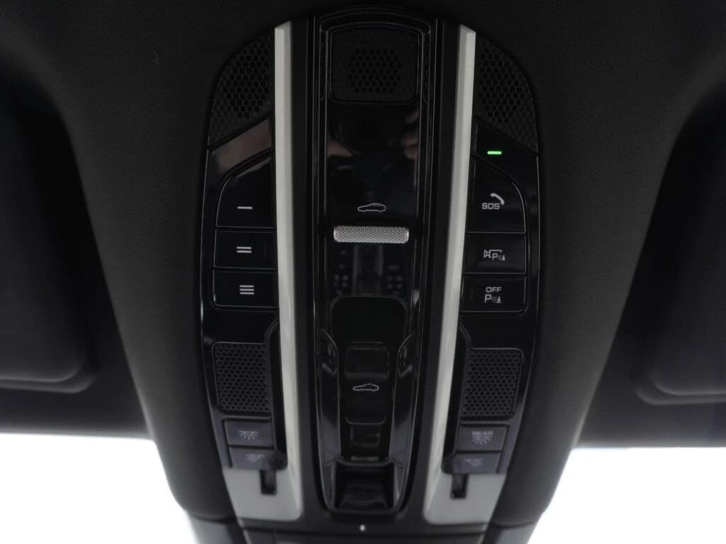 Porsche Cayenne 3.0 V6, Подгрев, Обдухване, 360-cam, снимка 14 - Автомобили и джипове - 54945290