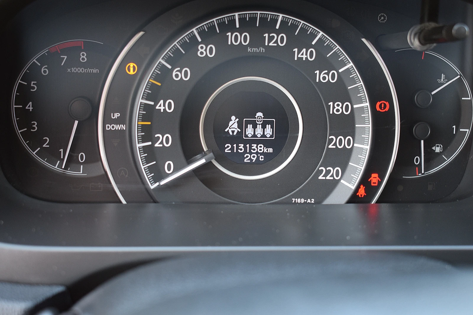 Honda Cr-v 2.0ШВЕЙЦАРИЯ, снимка 9 - Автомобили и джипове - 55451106