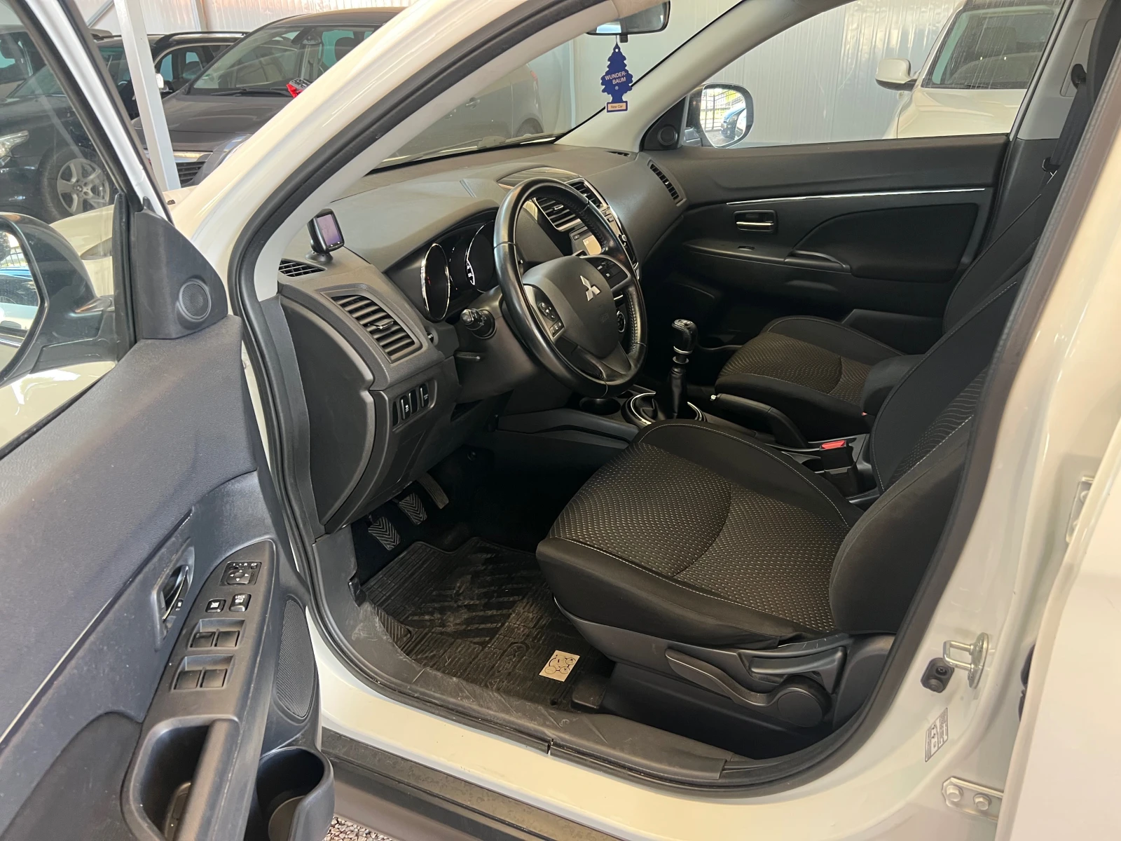 Mitsubishi ASX Германия перфект, снимка 11 - Автомобили и джипове - 56241102