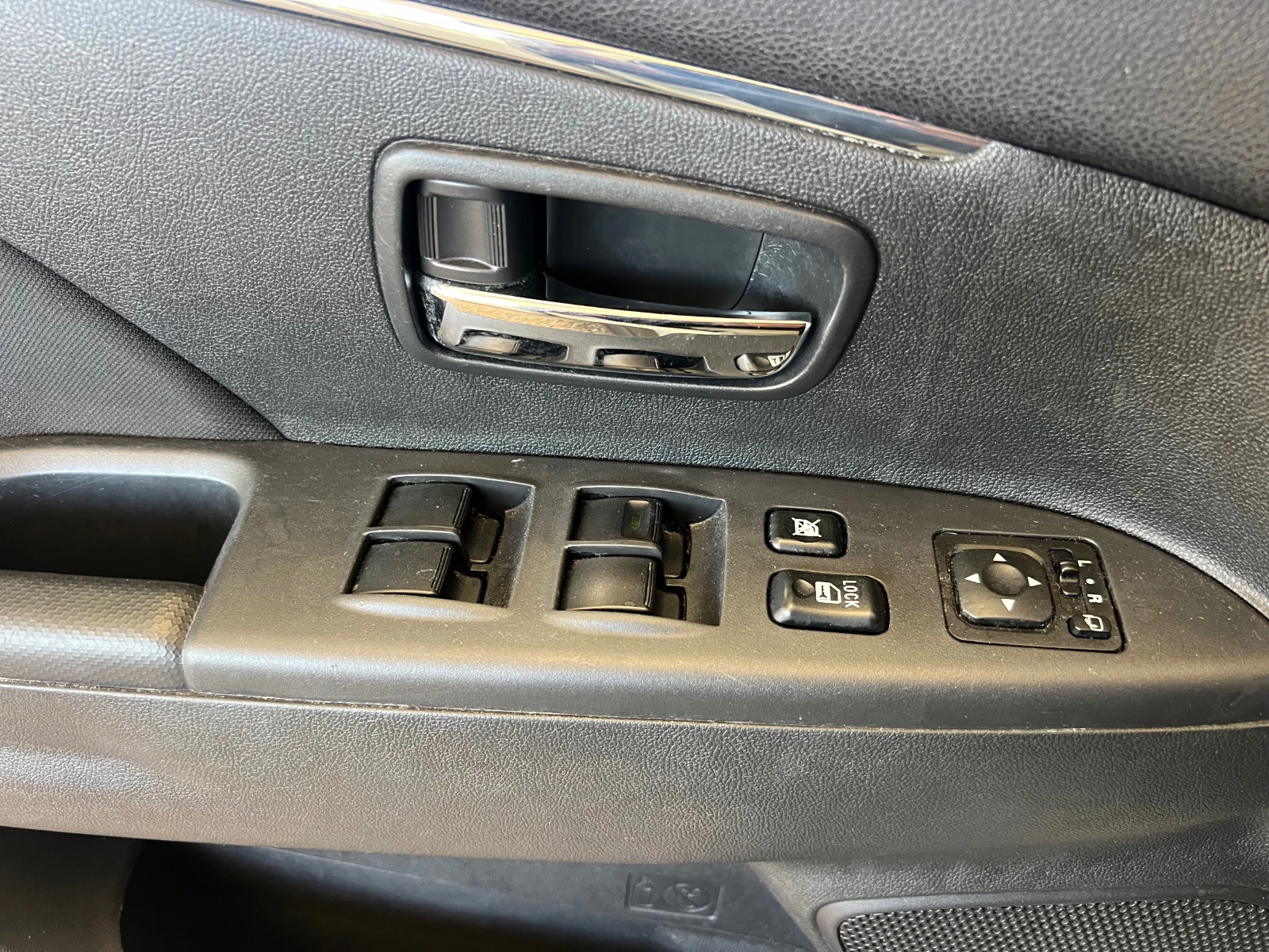 Mitsubishi ASX Германия перфект, снимка 13 - Автомобили и джипове - 56241102