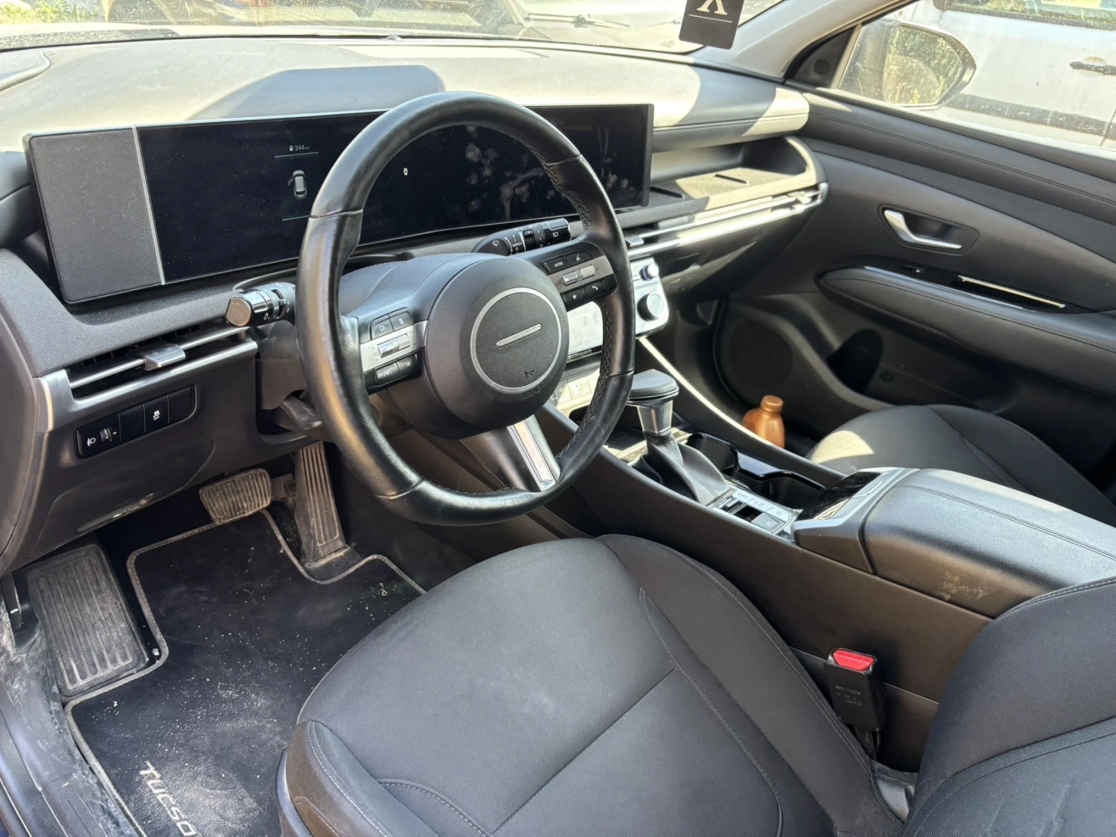 Hyundai Tucson Милд Хибрид, снимка 4 - Автомобили и джипове - 56441998