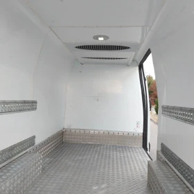 Mercedes-Benz Sprinter 313 Хладилен бус. Климатроник, снимка 12