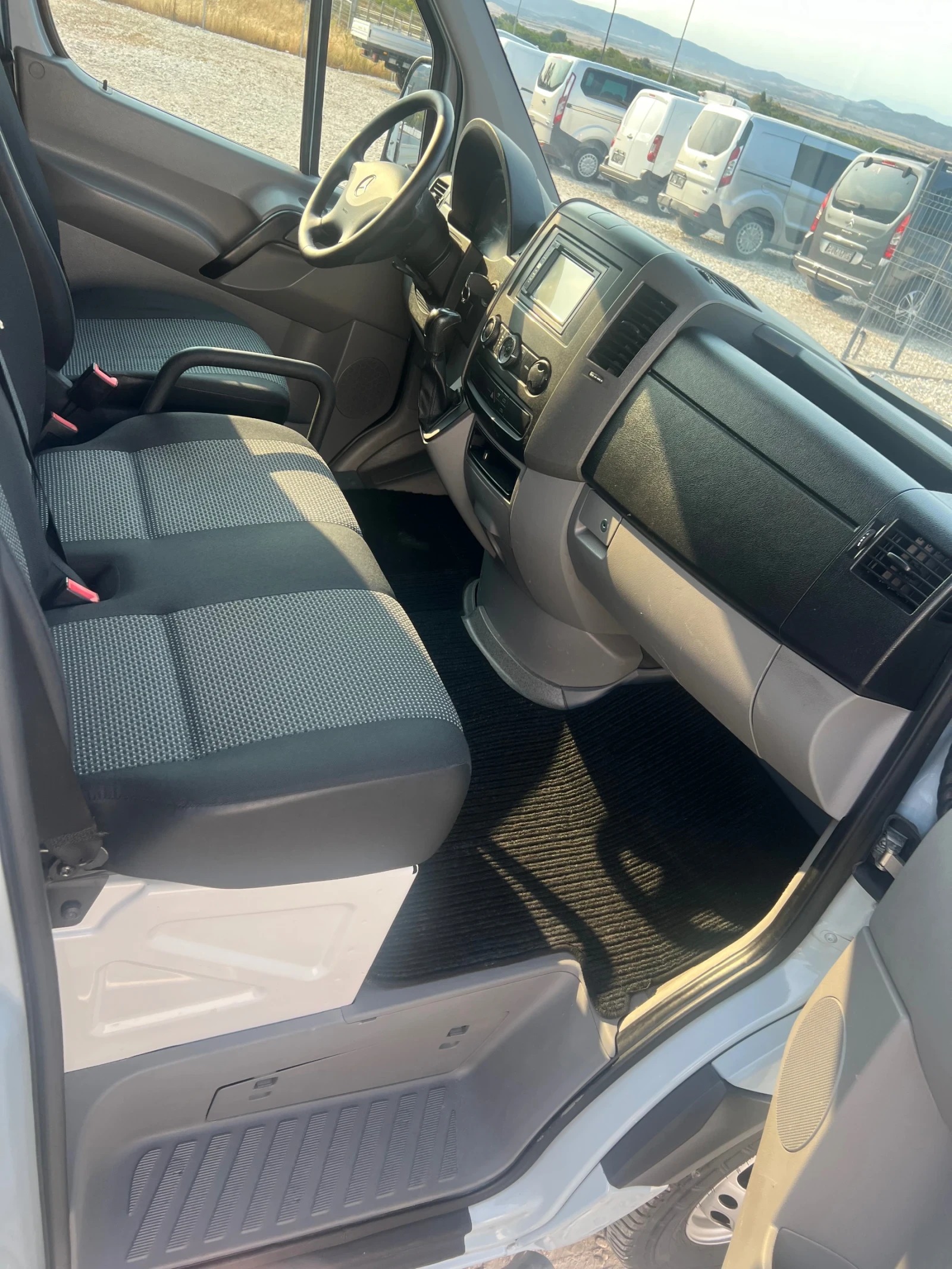 Mercedes-Benz Sprinter 516 КЛИМАТИК-ДО 3, 5 Т., снимка 17 - Бусове и автобуси - 55968792
