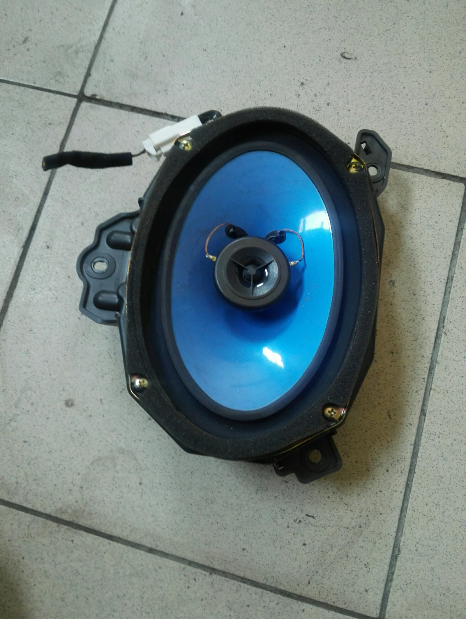 ��������� ����� ���� ��� �������� | Mobile.bg � ����������� 1