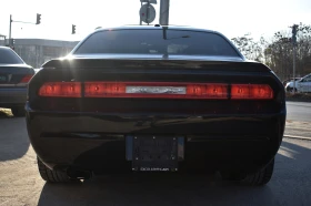 Dodge Challenger 5.7HEMI* SRT, снимка 7