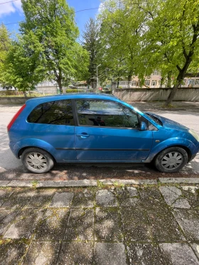 Ford Fiesta 1.6 TDCI 90 к.с., снимка 8