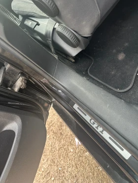 VW Golf 2.0 GTI TFSI 240hp DSG - 4249 € / 8310.32 лв. - 55981919 9